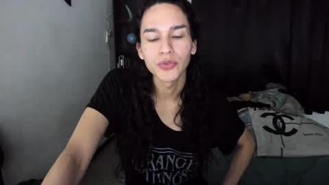 helena_spellman online show from 18, 12, 2025