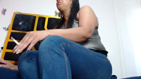 helenahotwet online show from 22, 12, 2024