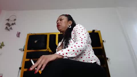 helenahotwet online show from 8, 1, 2025