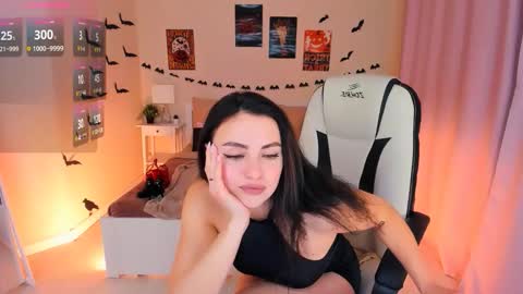 Snapshot of helenaregal chatting on 2, 11, 2025 Helena online show from 2, 11, 2025