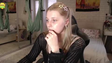 Snapshot of helenundersin chatting on 28, 6, 2026 Helen online show from 28, 6, 2026