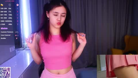 Snapshot of helgamartin chatting on 22, 3, 2026 Aurora online show from 22, 3, 2026