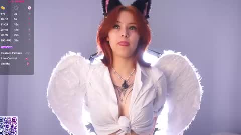 Snapshot of helgamartin chatting on 24, 6, 2026 Aurora online show from 24, 6, 2026
