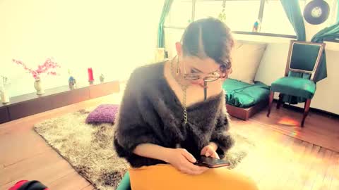 Heliconia online show from 13, 3, 2026