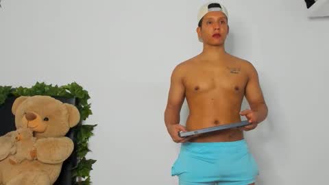 alan y zack online show from 21, 4, 2026