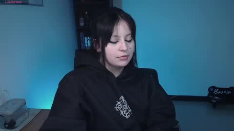 Snapshot of hell_dancer_ chatting on 13, 5, 2026 Lexa online show from 13, 5, 2026