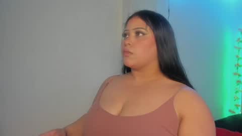 hellen__smith_ online show from 20, 4, 2026