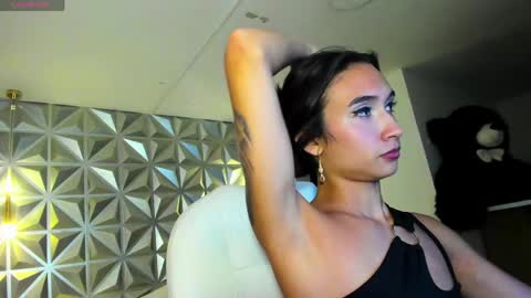 Snapshot of hellen_tease chatting on 4, 5, 2026 Hellen online show from 4, 5, 2026
