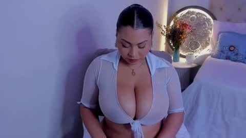 hellenamazing online show from 17, 12, 2025