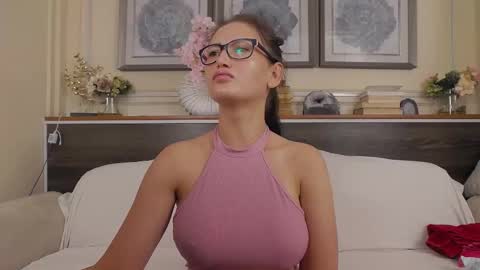    online show from 15, 9, 2025