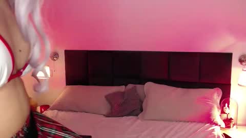 hellenroyy online show from 2, 2, 2026