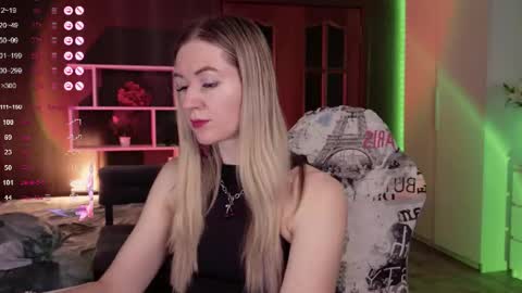 Alisia  Monday to Friday from 10 am to 4 pm GMT 2 online show from 24, 11, 2025