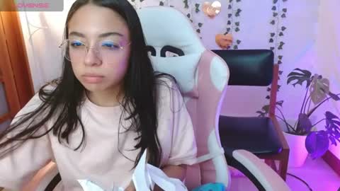 hellokitty_valery1 online show from 6, 7, 2026