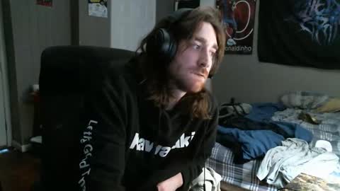 Snapshot of hellothereimcoolyo chatting on 29, 3, 2026 longhairbeardedguy online show from 29, 3, 2026