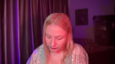 Snapshot of hellyriddle chatting on 20, 12, 2025 DeleteyourSadness online show from 20, 12, 2025