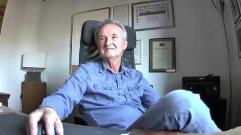 helmut227 online show from 7, 11, 2025