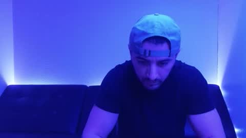 HENNIDRIP online show from 12, 1, 2026