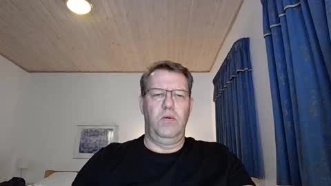 henrikrp1971 online show from 11, 12, 2024
