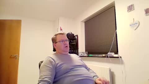 henrikrp1971 online show from 11, 1, 2025