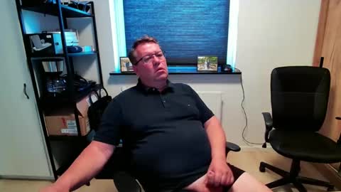 henrikrp1971 online show from 7, 5, 2026