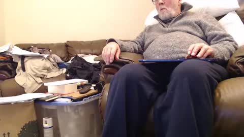 Snapshot of henryjxxx chatting on 11, 1, 2025 henryjxxx online show from 11, 1, 2025