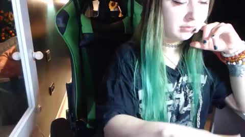 Snapshot of hentaishiing chatting on 23, 5, 2026 Hentaishiing online show from 23, 5, 2026