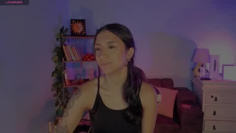 Hello I am Valentina independent Colombian model I love sensuality and pleasure welcome online show from 25, 3, 2026