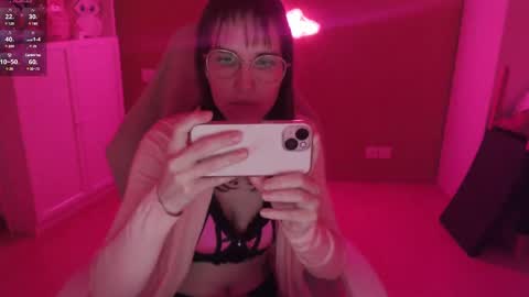 HeraLuna  online show from 11, 1, 2025