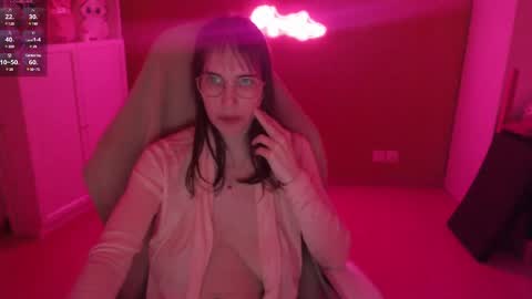 HeraLuna  online show from 12, 1, 2025