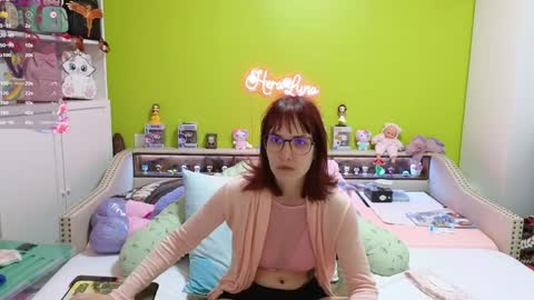 HeraLuna  online show from 7, 4, 2026