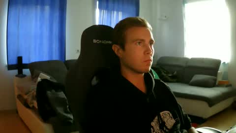 John Pearl online show from 20, 4, 2026