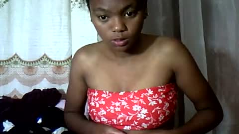 Snapshot of herisse01 chatting on 5, 7, 2026 herisse01 online show from 5, 7, 2026