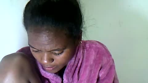 Snapshot of herisse01 chatting on 12, 7, 2026 herisse01 online show from 12, 7, 2026