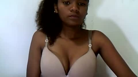 Snapshot of herisse01 chatting on 16, 7, 2026 herisse01 online show from 16, 7, 2026
