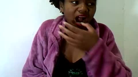 Snapshot of herisse01 chatting on 30, 7, 2026 herisse01 online show from 30, 7, 2026