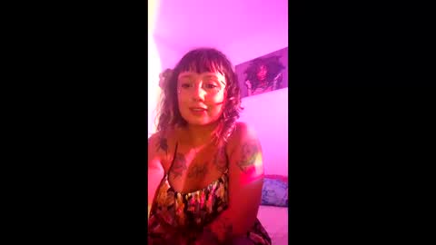 Snapshot of hermaioni77 chatting on 11, 5, 2026 hermaioni77 online show from 11, 5, 2026