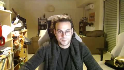 Snapshot of hervo chatting on 21, 11, 2025 YourGuy online show from 21, 11, 2025