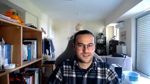 Snapshot of hervo chatting on 29, 3, 2026 YourGuy online show from 29, 3, 2026
