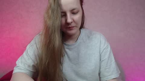 Snapshot of hesssa chatting on 25, 12, 2024 Hesssa Prime time The broadcasts start at 3am and 3 pm London time online show from 25, 12, 2024