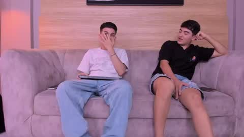 heteros men online show from 1, 7, 2026
