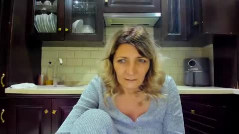 Heyheygrey online show from 3, 2, 2025