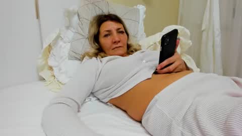 Heyheygrey online show from 4, 2, 2025