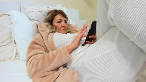 Heyheygrey online show from 13, 2, 2025