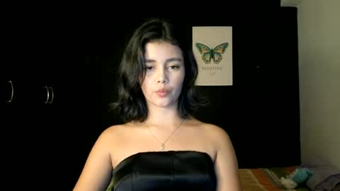 Snapshot of heyits_mia chatting on 17, 6, 2026 heyits_mia online show from 17, 6, 2026