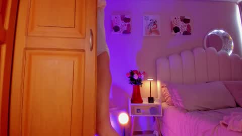 Martina Ricci Show schedule Monday to Friday 8am colombia time I work some weekends  online show from 24, 2, 2026