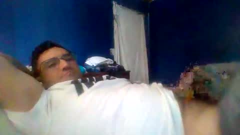 heythere925678 online show from 16, 4, 2026