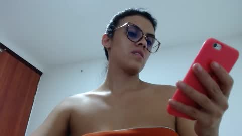 Snapshot of hhayek_eva7 chatting on 14, 12, 2024 Eva online show from 14, 12, 2024