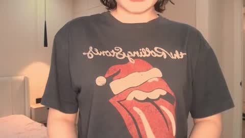 Snapshot of hiaru_cutie chatting on 29, 6, 2026 Hiaru online show from 29, 6, 2026