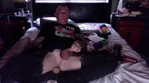 Snapshot of hiasallfuk13 chatting on 3, 12, 2025 HARDCORE13 online show from 3, 12, 2025