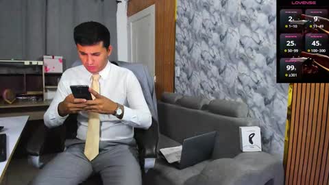 Snapshot of hiddenoffice chatting on 10, 2, 2026 George online show from 10, 2, 2026